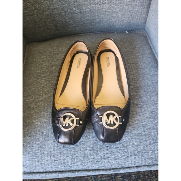 Michael Kors "Fulton" Black Saffiano Leather Flats w/ Silver Hardware Size 10 - Picture 1 of 11